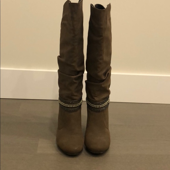 Adorable knee high boots with rhinestones - Picture 1 of 5